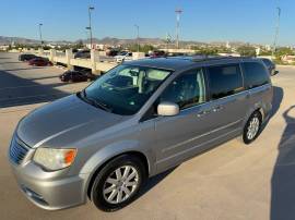 2014 Chrysler Town&Country, AR121072