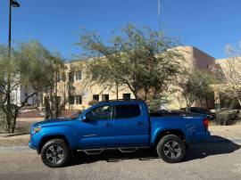 2018 Toyota Tacoma TRD Sport, AR181033, $ 518,000