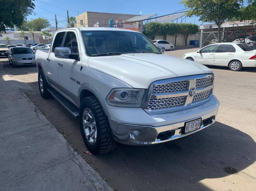 2015 Dodge Ram Laramie 4x4, AR148341, $ 350,000