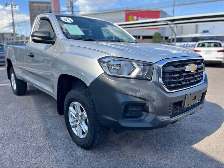 2023 Chevrolet S-10, AR958633, $ 320,000