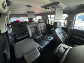 2016 Chevrolet Suburban LT, AR655064, $ 378,000