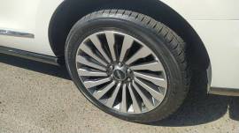 2019 Lincoln Navigator Ultimate, AR188975, $ 975,000