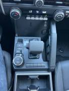 2025 Toyota Tacoma, AR395818, $ 950,000