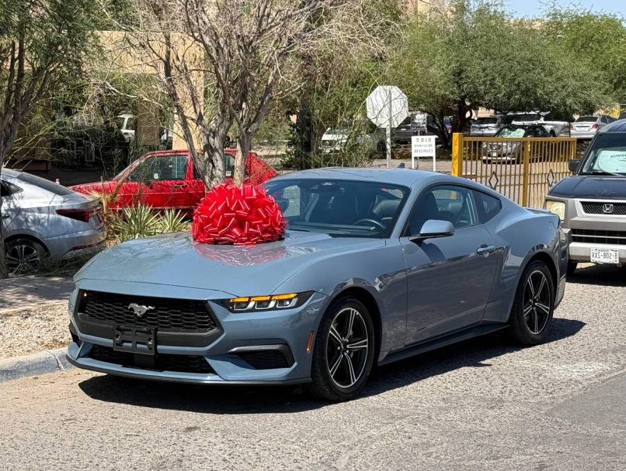 2024 Ford Mustang SIN ENGANCHE, AR200766, $ 888,000