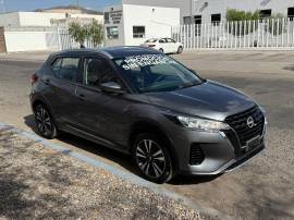 2022 Nissan Kicks Advance, AR193780, $ 298,000