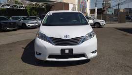 2011 Toyota Sienna XLE, AR101179, $ 189,000