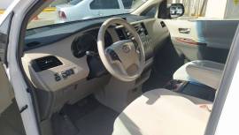 2011 Toyota Sienna XLE, AR101179, $ 189,000