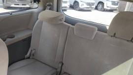 2011 Toyota Sienna XLE, AR101179, $ 189,000