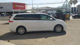 2011 Toyota Sienna XLE, AR101179, $ 189,000