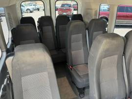 2017 Ford Transit 15 Pasajeros, AR101734, $ 450,000